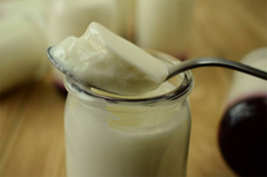 Йогурт домашний из коровьего молока